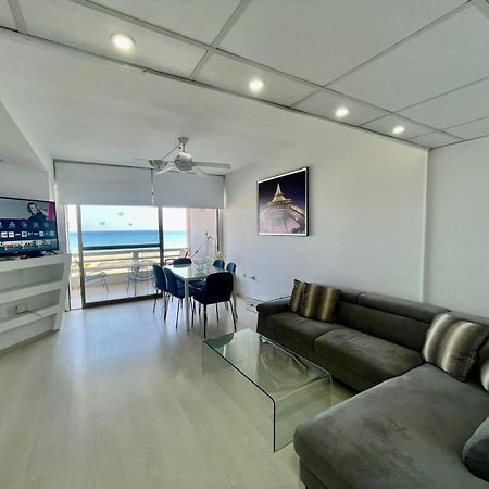 Sea View Suite In Makenzy Larnaca Exterior foto