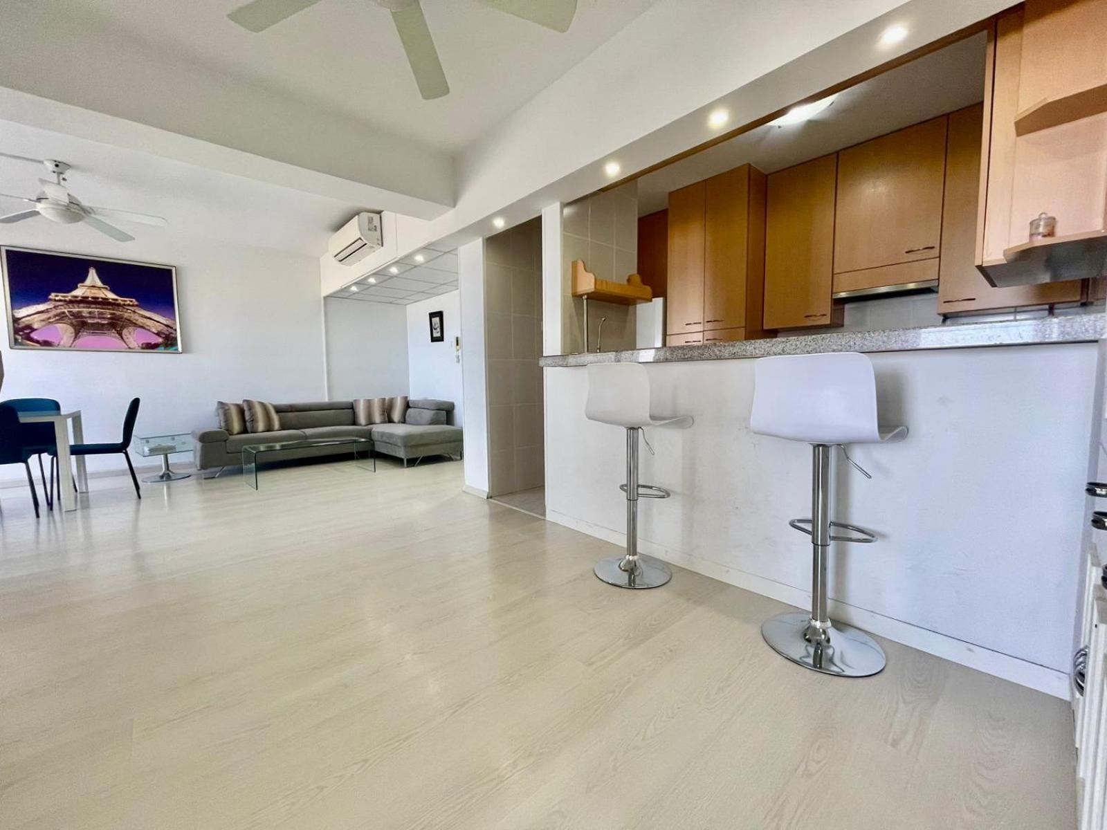 Sea View Suite In Makenzy Larnaca Exterior foto