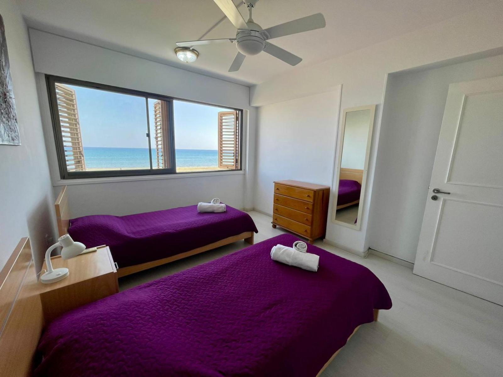 Sea View Suite In Makenzy Larnaca Exterior foto